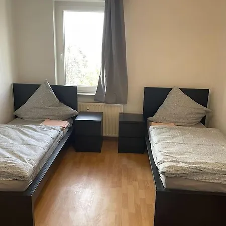 Monteurwohnung Mit 5 Einzelbetten In